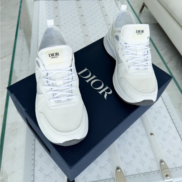 Dior B25 Runners White Logo Sneakers 10US